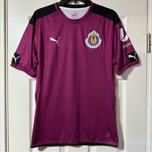 Puma Club Guadalajara Chivas Soccer Jersey
Size S
Like new excellent condition